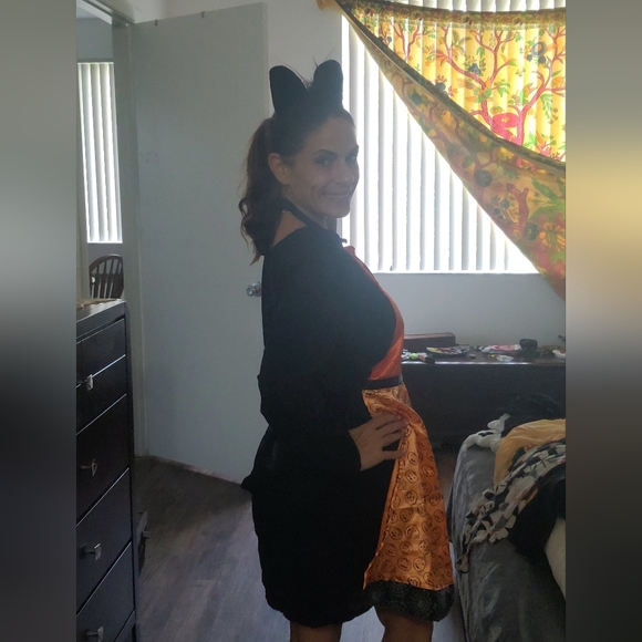 Scary black Cat 🐈⬛️ Pumpkin Halloween Smock Apron.🎃 - Picture 5 of 12